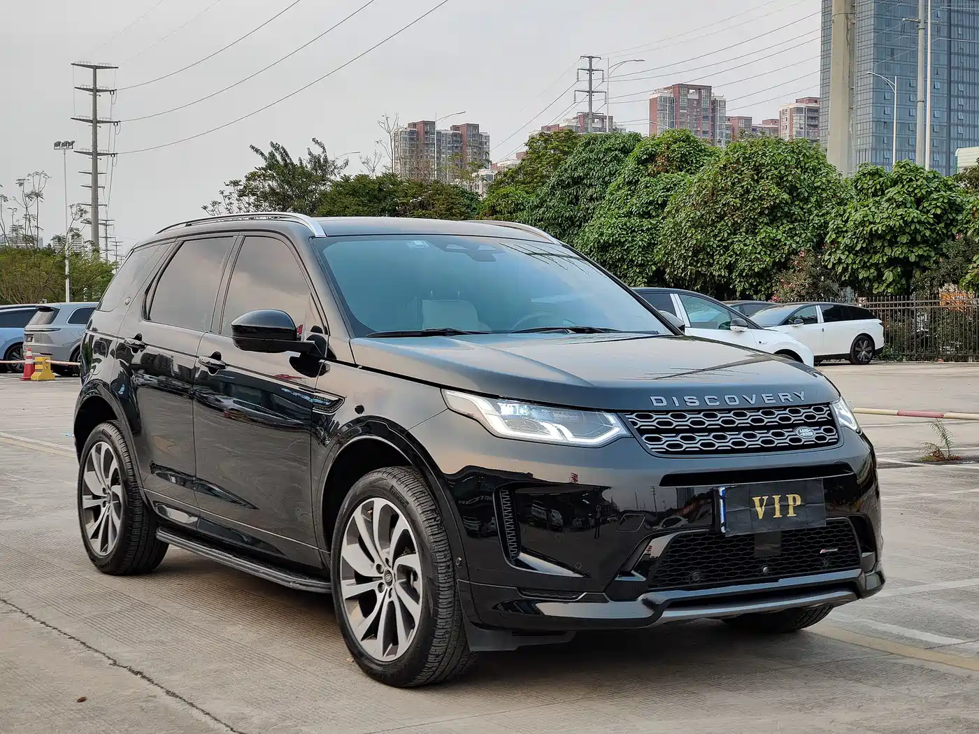 LAND ROVER DISCOVER SPORTS