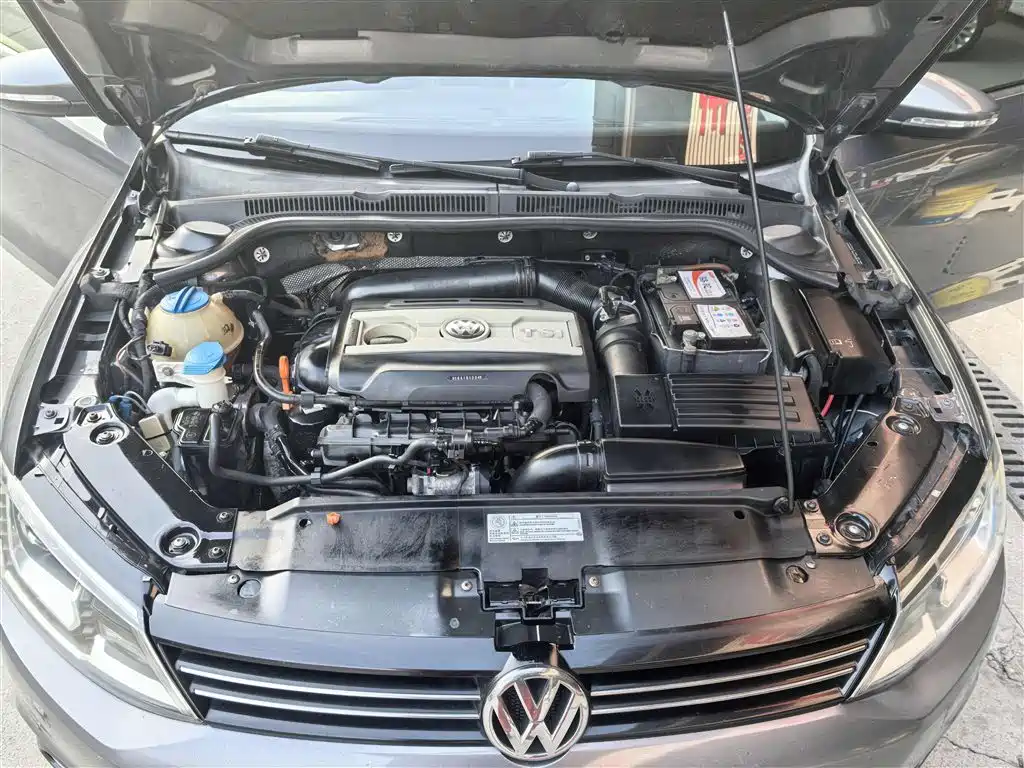 Volkswagen Sagitar 2012 1.8TSI Automatic Flagship Edition фото 20
