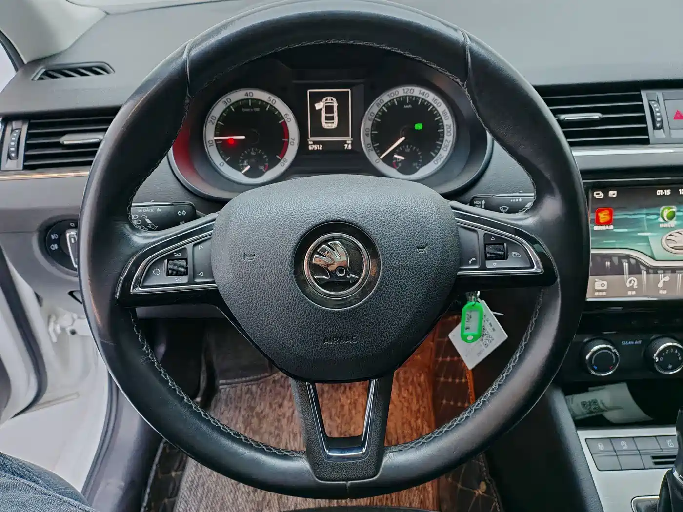 Škoda Octavia 2018 TSI280 DSG Luxury Edition фото 6