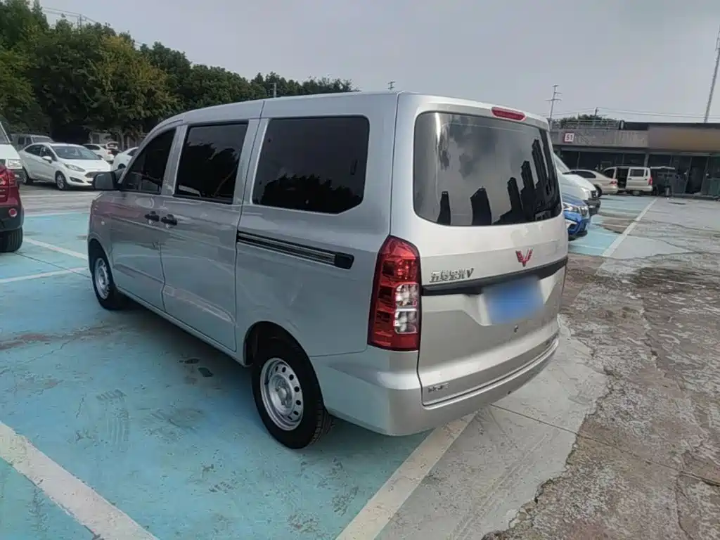 Wuling Motors Wuling Hongguang V 2023 2022 1.5L Power Take Edition Electric Power Steering LAR