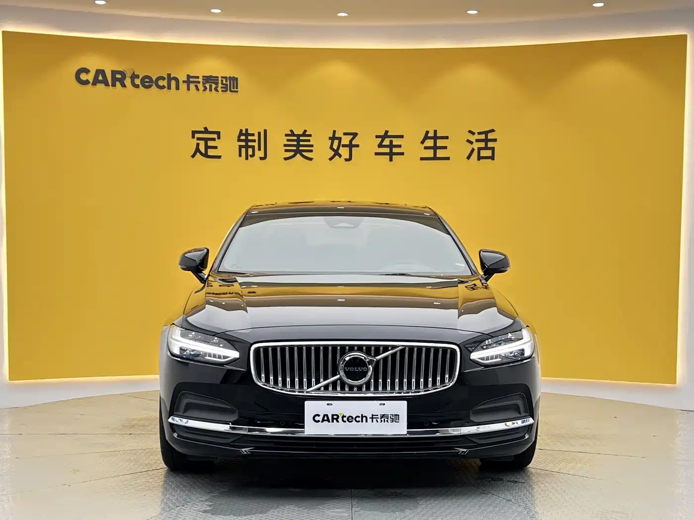 VOLVO S90