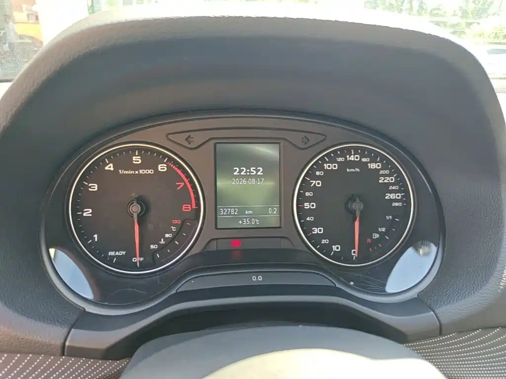 Audi Q2L 2024 2023 35TFSI Progressive Dynamic
