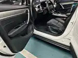Фото 13 - Geely Coolray