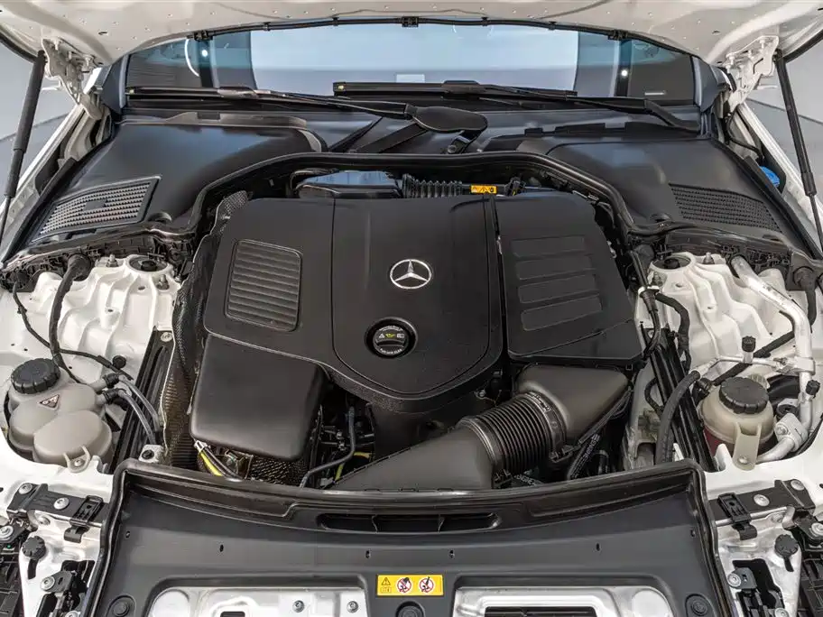 Mercedes-Benz C-Class 2025 Facelift C 260 L Sport Edition фото 9