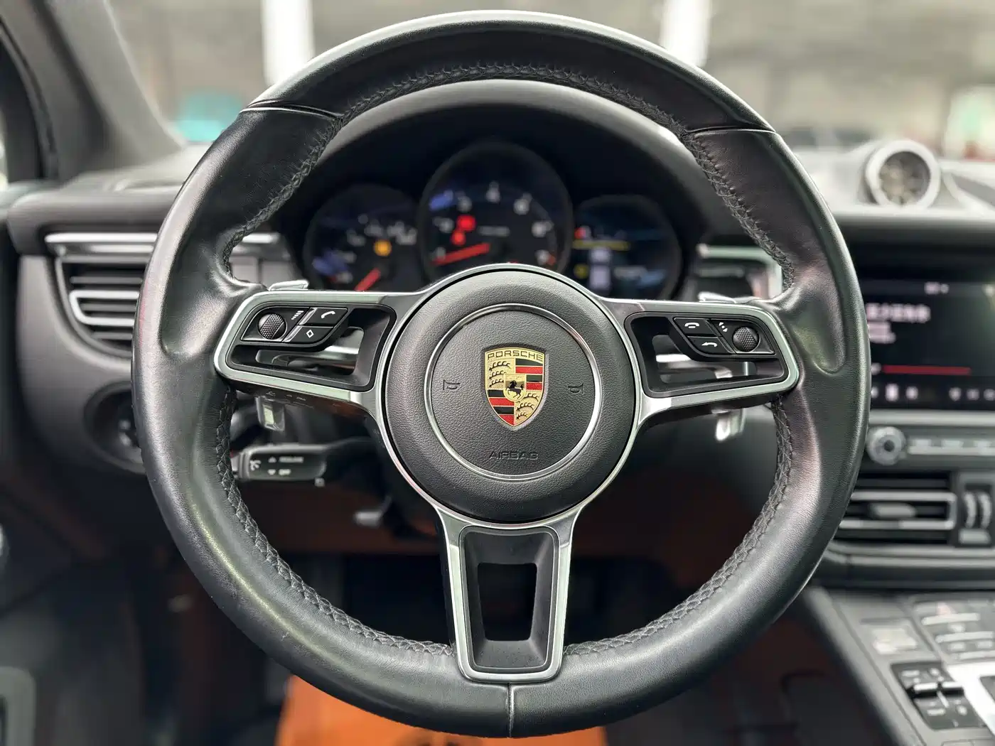 Porsche Macan 2018 Macan 2.0T фото 8