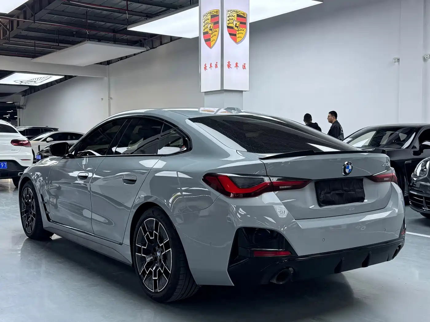 BMW 4 Series 2024 430i Gran Coupe M Sport Shadowline Package фото 20