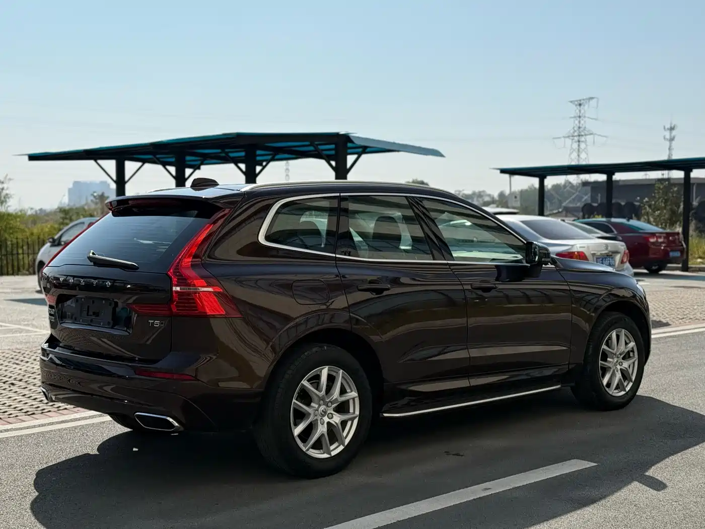 Фото 8 - Volvo XC60