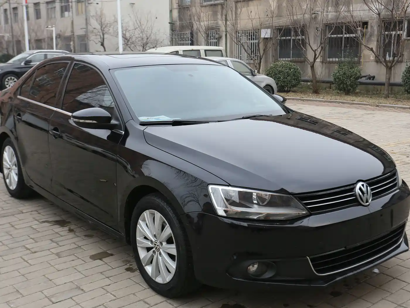Volkswagen Sagitar 2015 1.6L Manual Comfort фото 3
