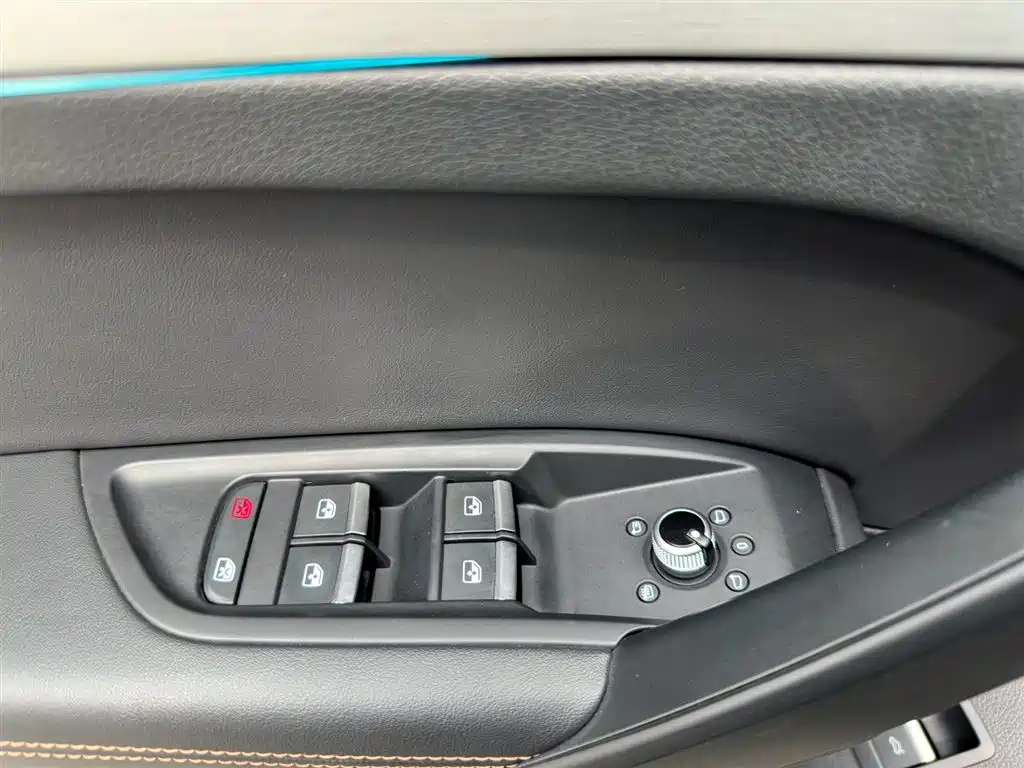 Audi Q5L 2018 40 TFSI Prestige Fashion (China V) фото 19