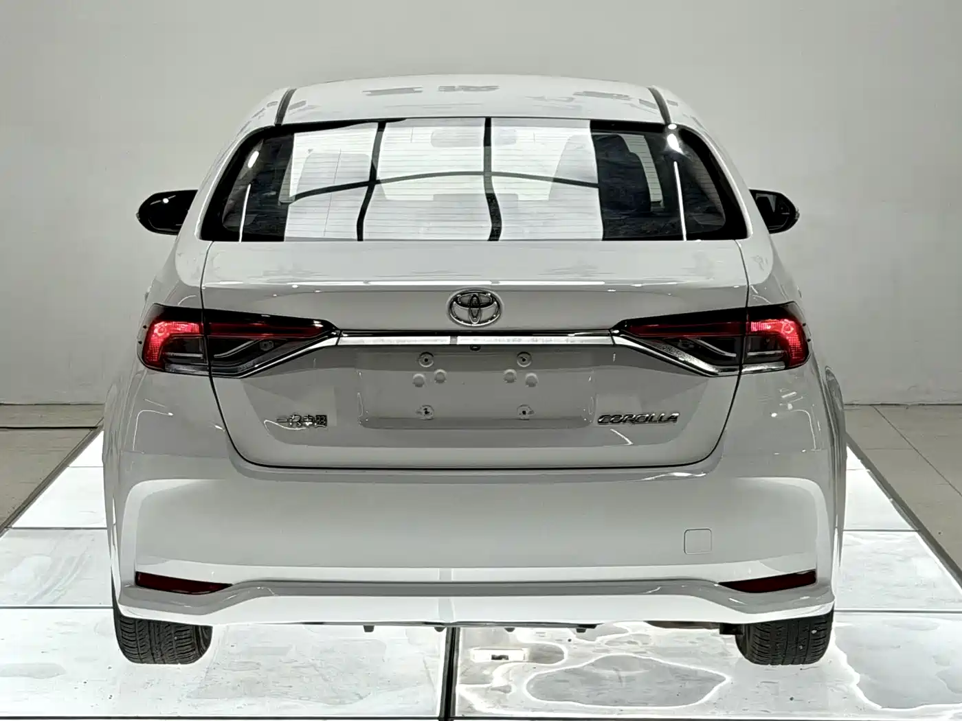 Toyota Corolla 2021 TNGA 1.5L CVT Elite Edition фото 6