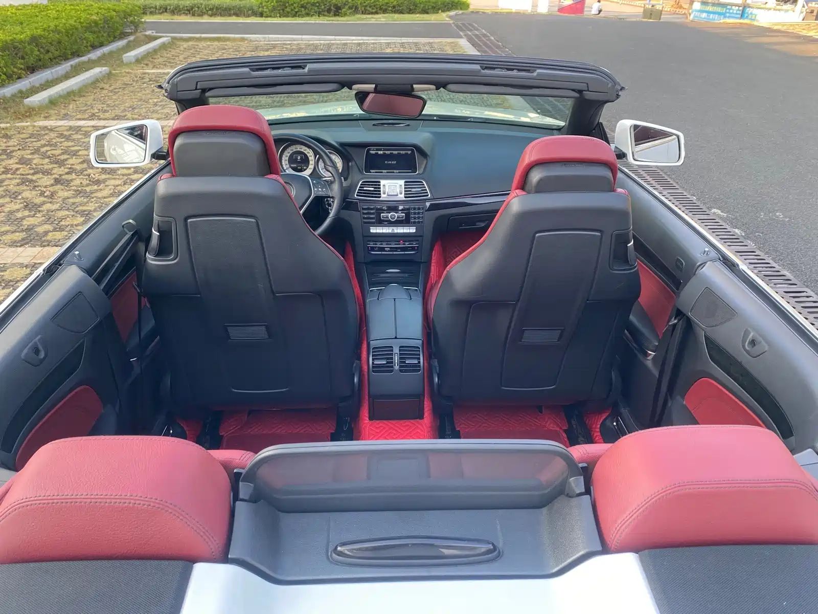 Фото 13 - Mercedes-Benz E-Class (Import)