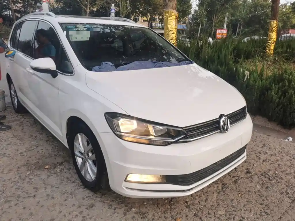 Volkswagen Touran 2017 2018 Touran L 280TSI DSG Comfort 7-seater China V