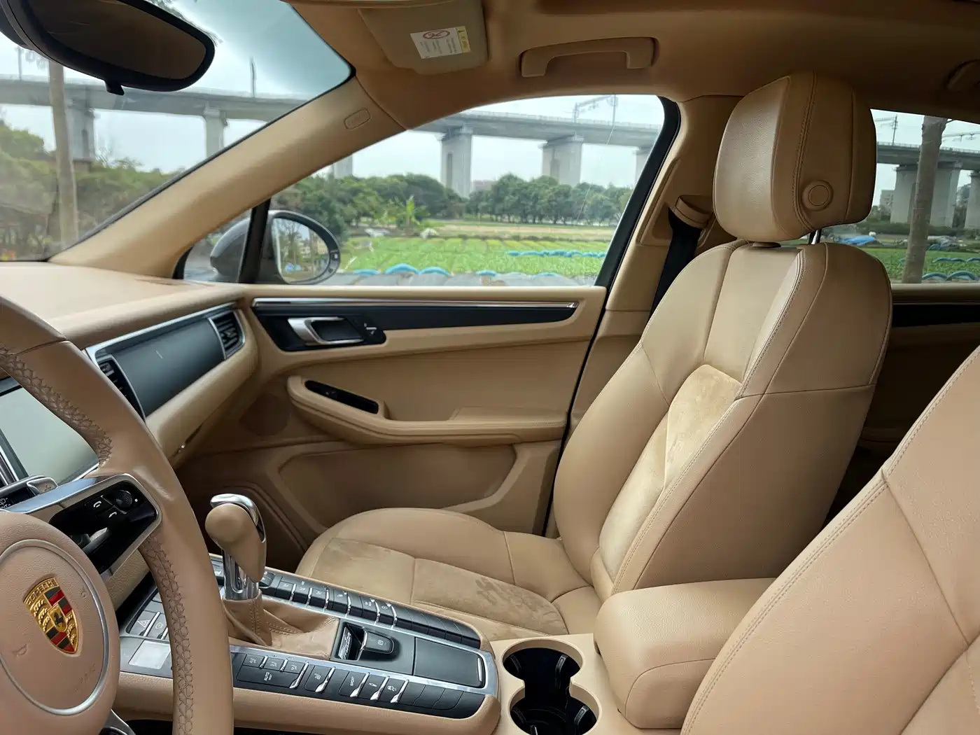 Porsche Macan 2016 Macan 2.0T фото 19