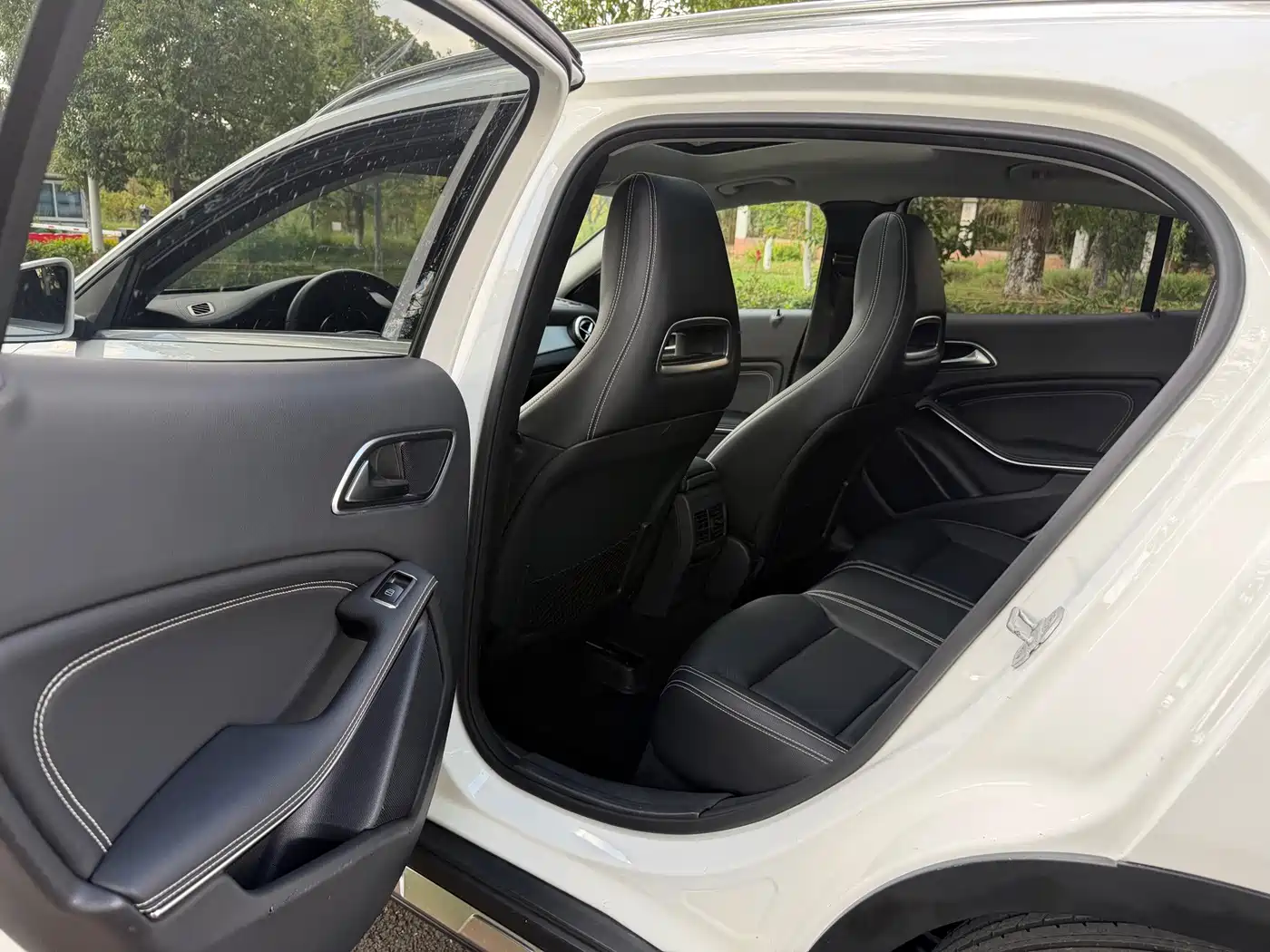 Mercedes-Benz GLA 2015 2016 GLA 220 4MATIC Fashion