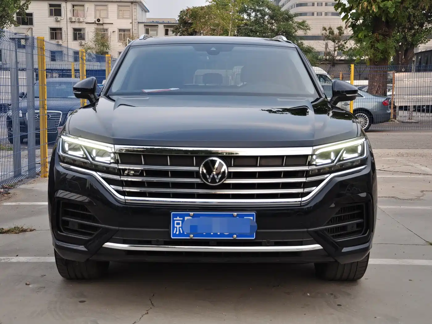 Volkswagen Touareg 2021 2021 3.0TSI R-Line Classic Sport Package