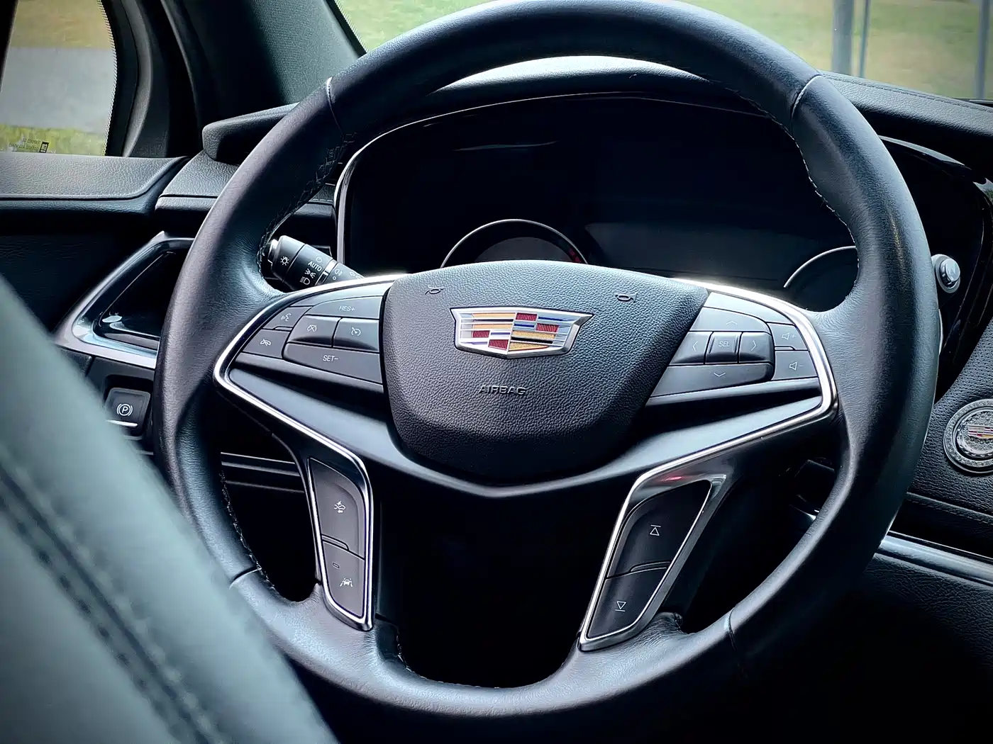 Cadillac XT5 2022 2.0T 2WD Luxury фото 21