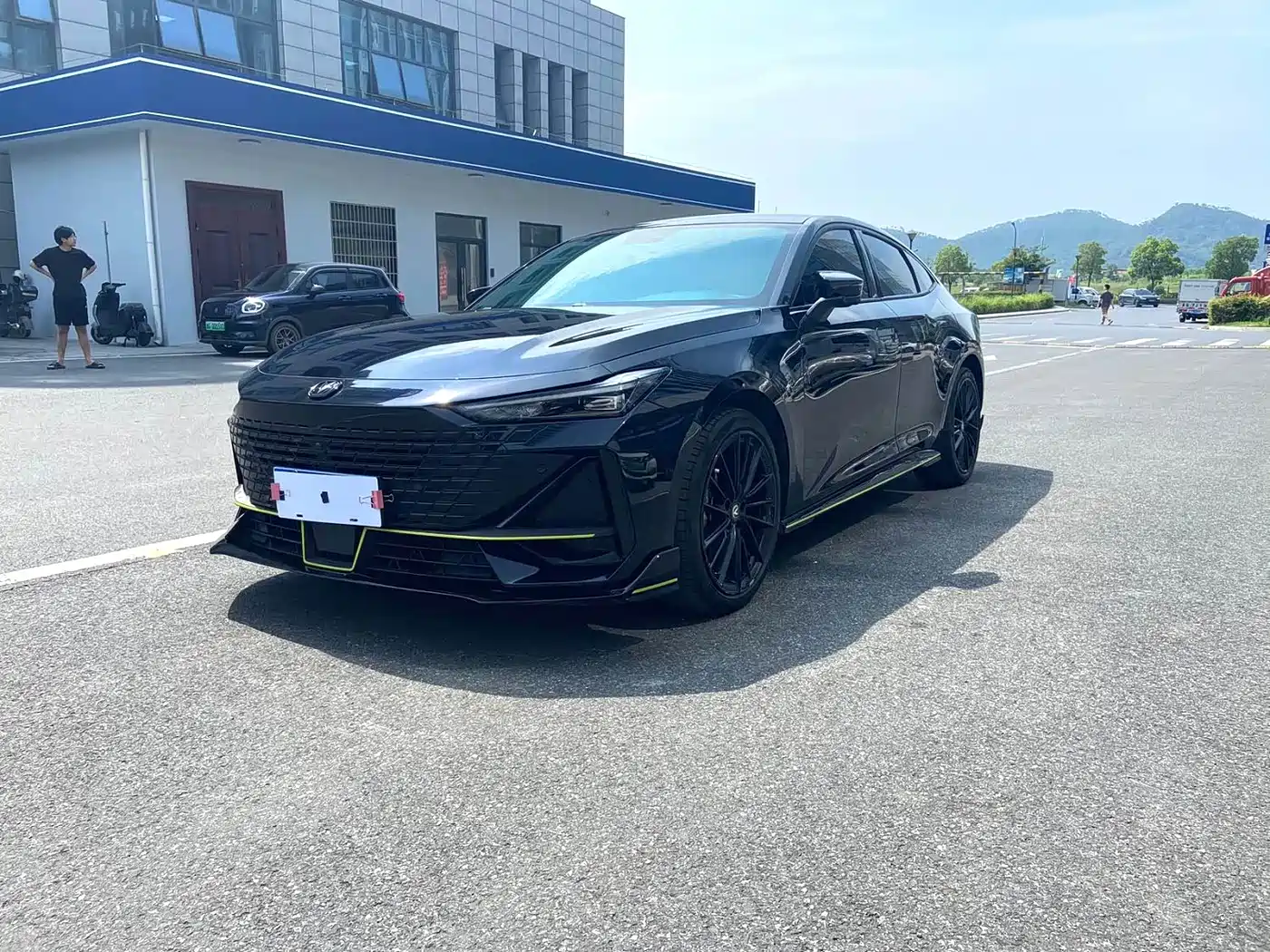 CHANGAN UNI-V