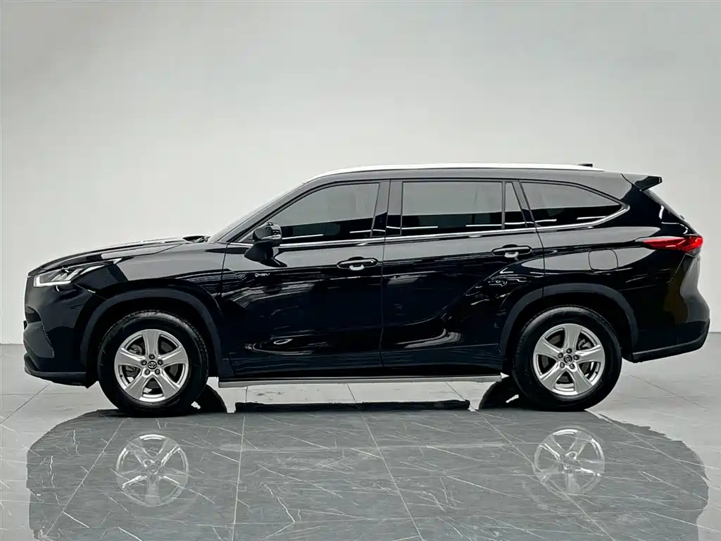 Toyota Highlander 2024 2.5L Smart Hybrid 2WD Elite 7-seater фото 3