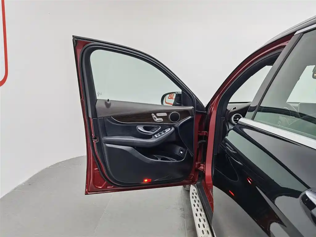 Mercedes-Benz GLC 2019 GLC 260 L 4MATIC Dynamic фото 8
