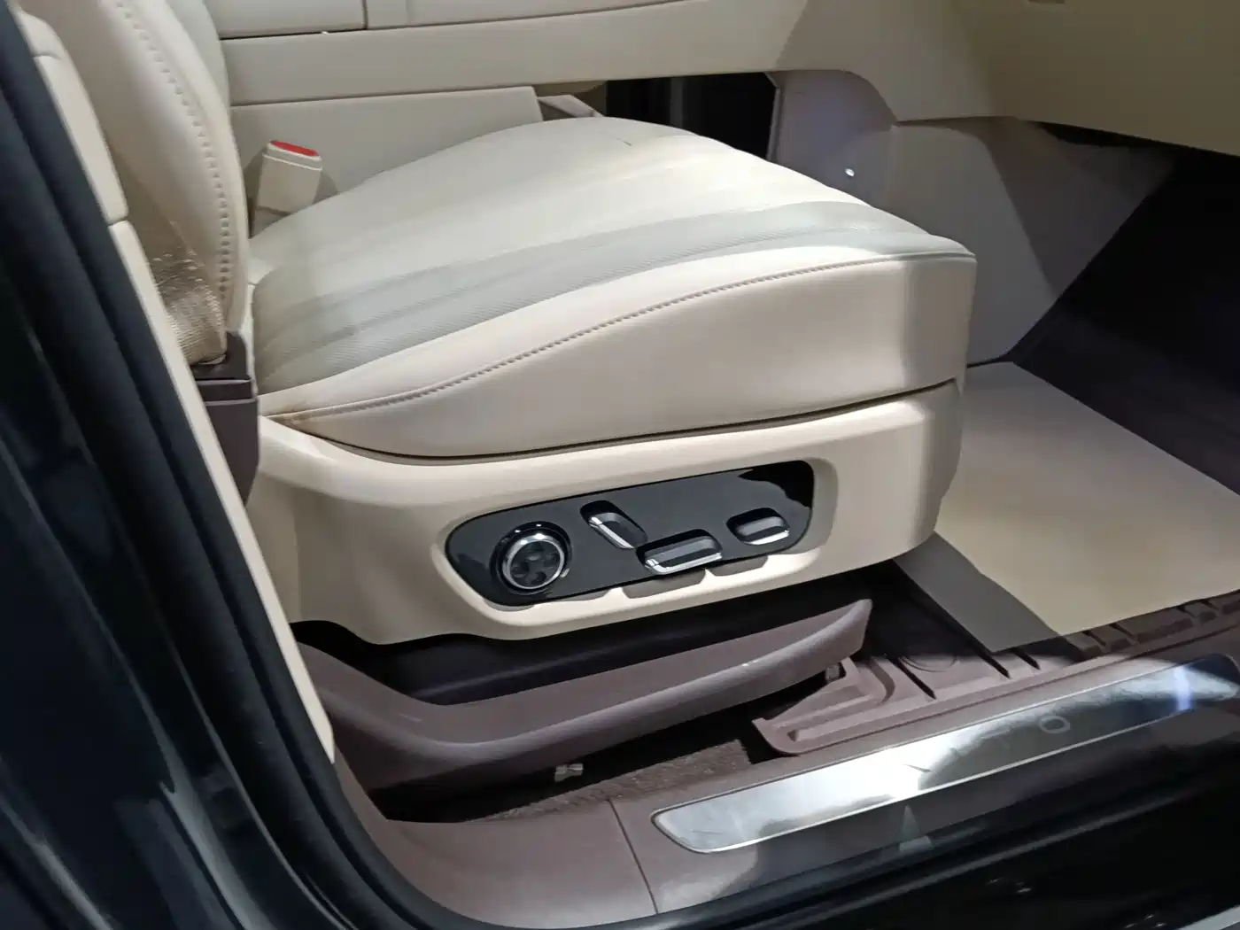 Aito M7 2026 2026 Pure Electric Base Model 5-Seater
