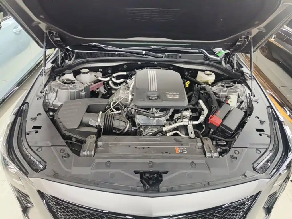 Cadillac CT5 2026 2025 Model 28T Track Performance Edition