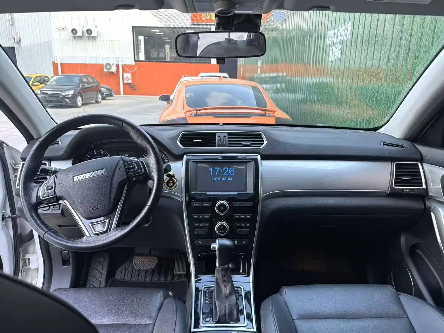 Фото 4 - Haval H2