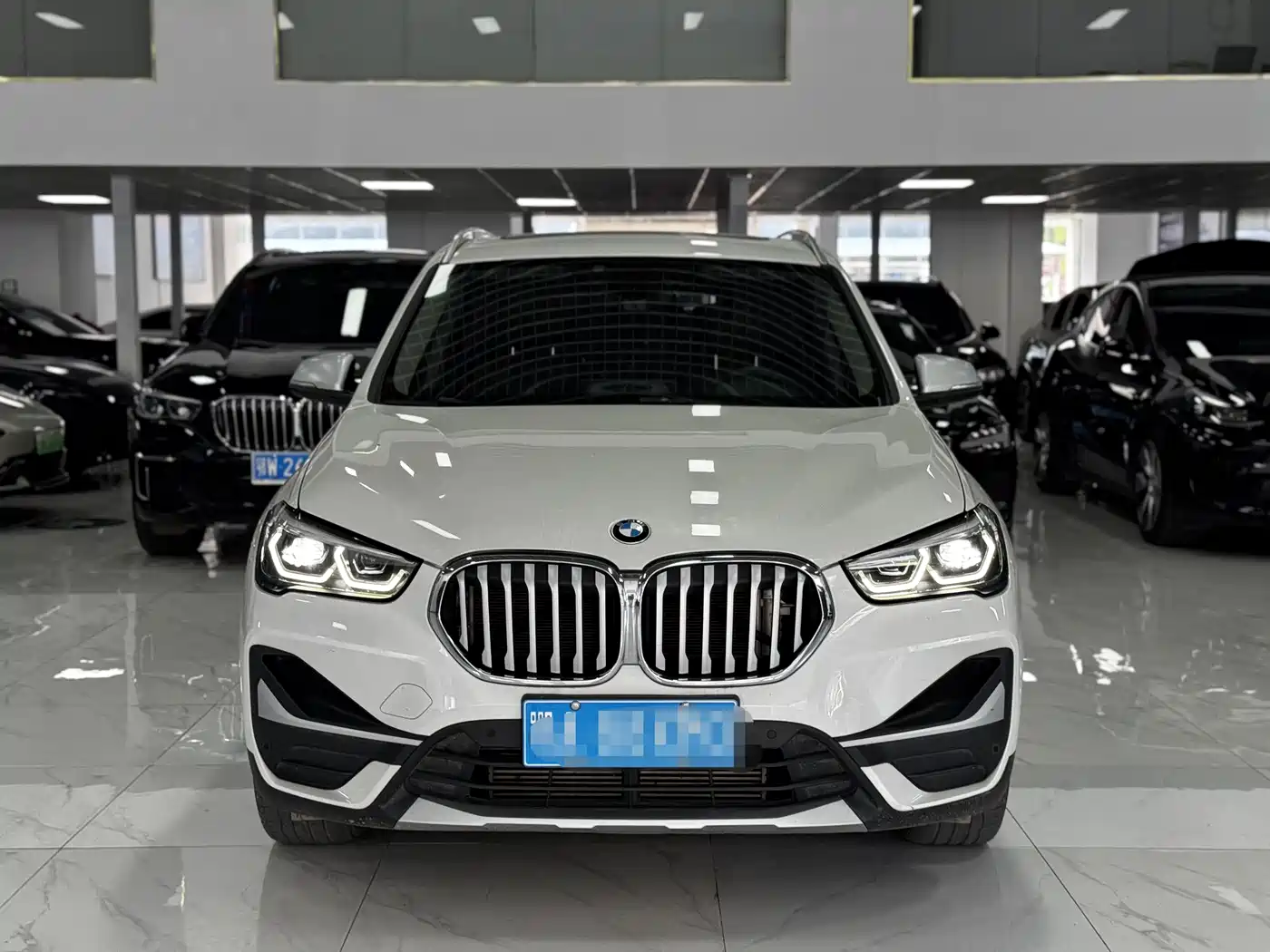 BMW X1 2022 xDrive25Li Premium фото 2