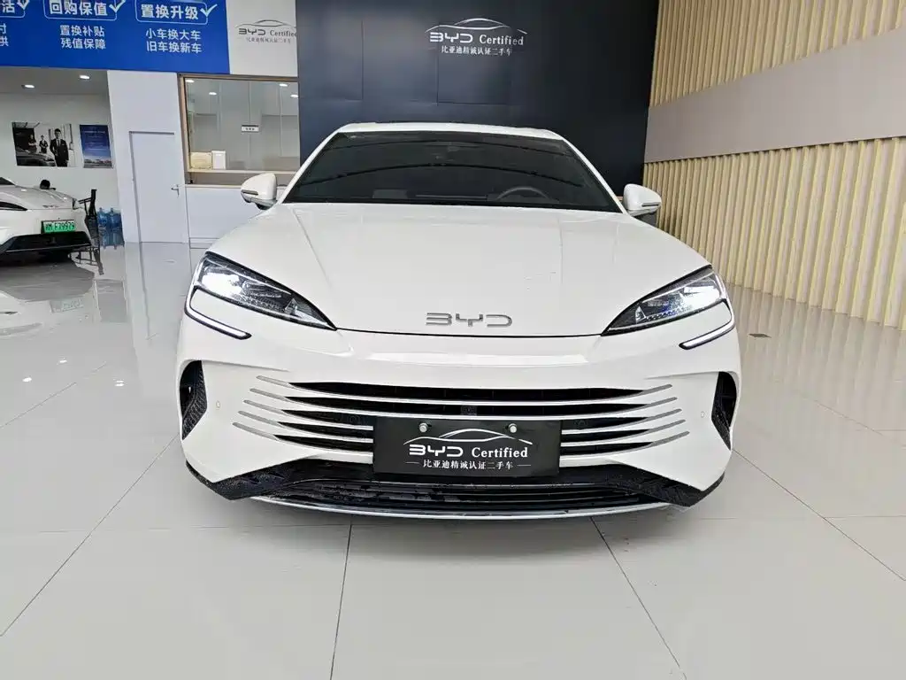 BYD Seal 07 DM-i 2025 2025 Smart Drive Edition DM-i 1.5L 125km Premium