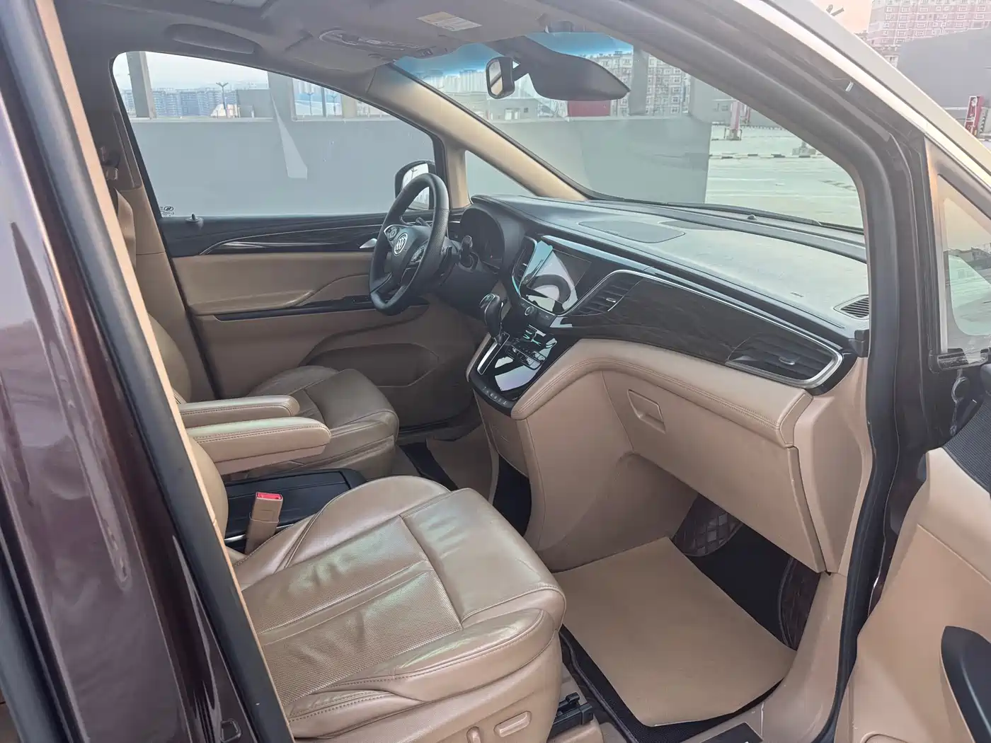 Buick GL8 2017 ES 28T Flagship China V фото 10