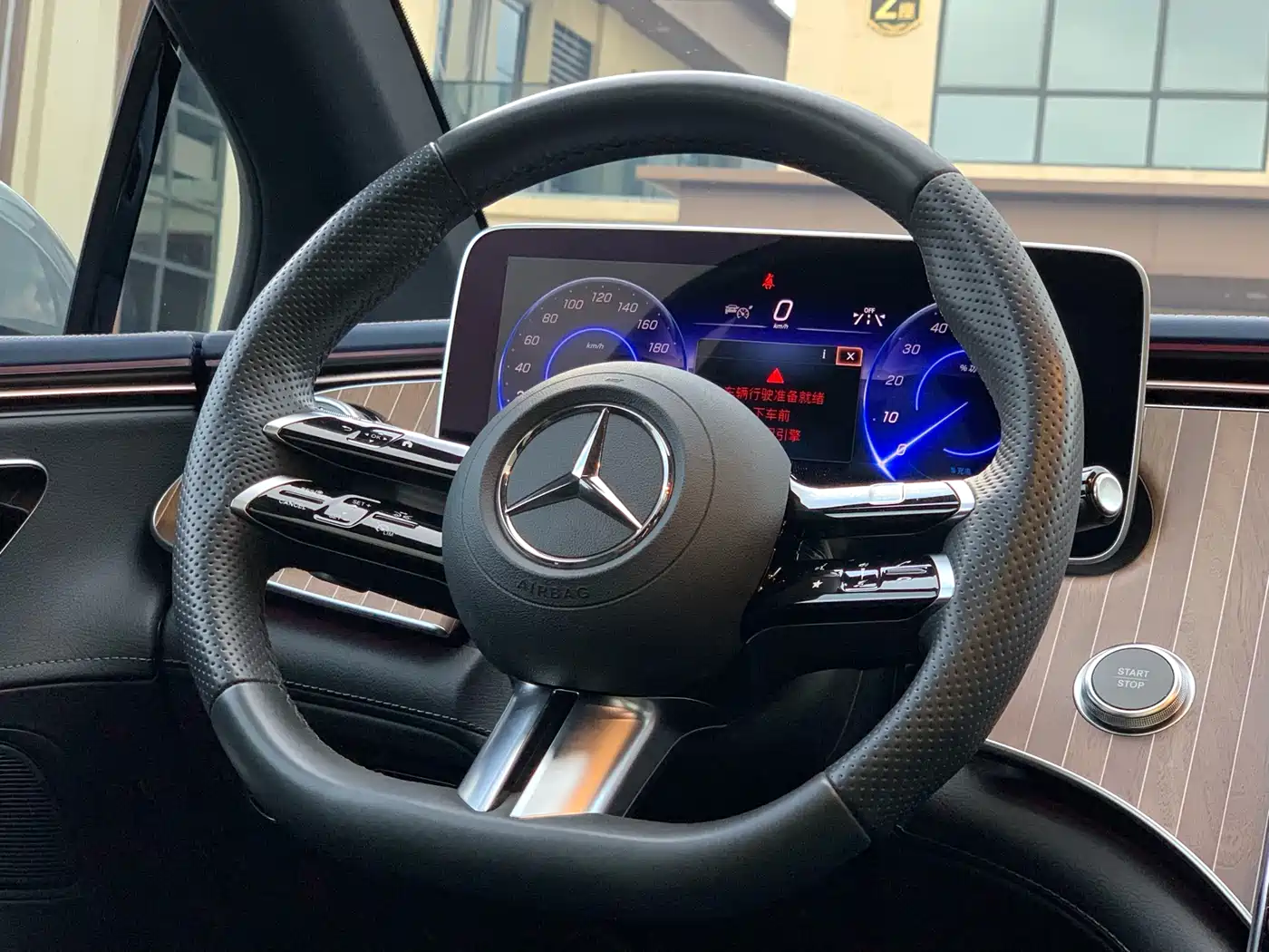 Mercedes-Benz EQE 2022 350 Pioneer Edition фото 19