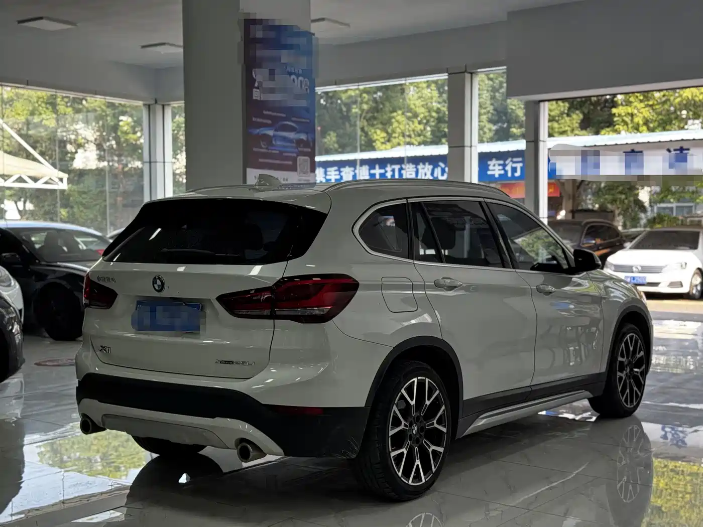 BMW X1 2022 xDrive25Li Premium фото 11