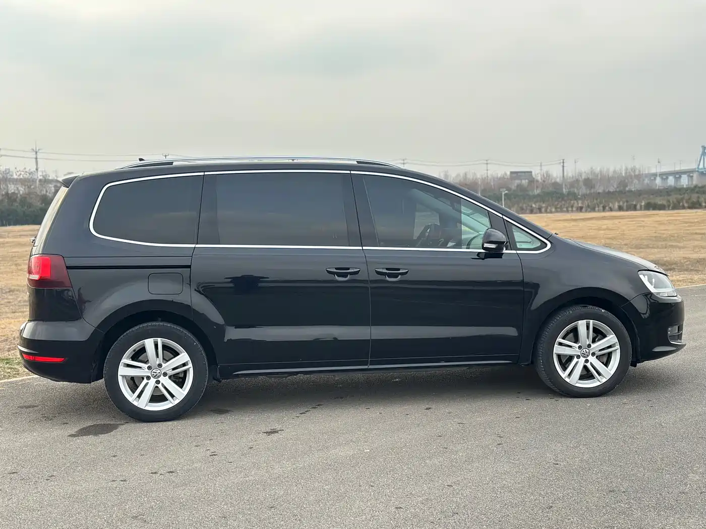 Volkswagen Sharan 2016 380TSI Comfort 7-seater фото 15