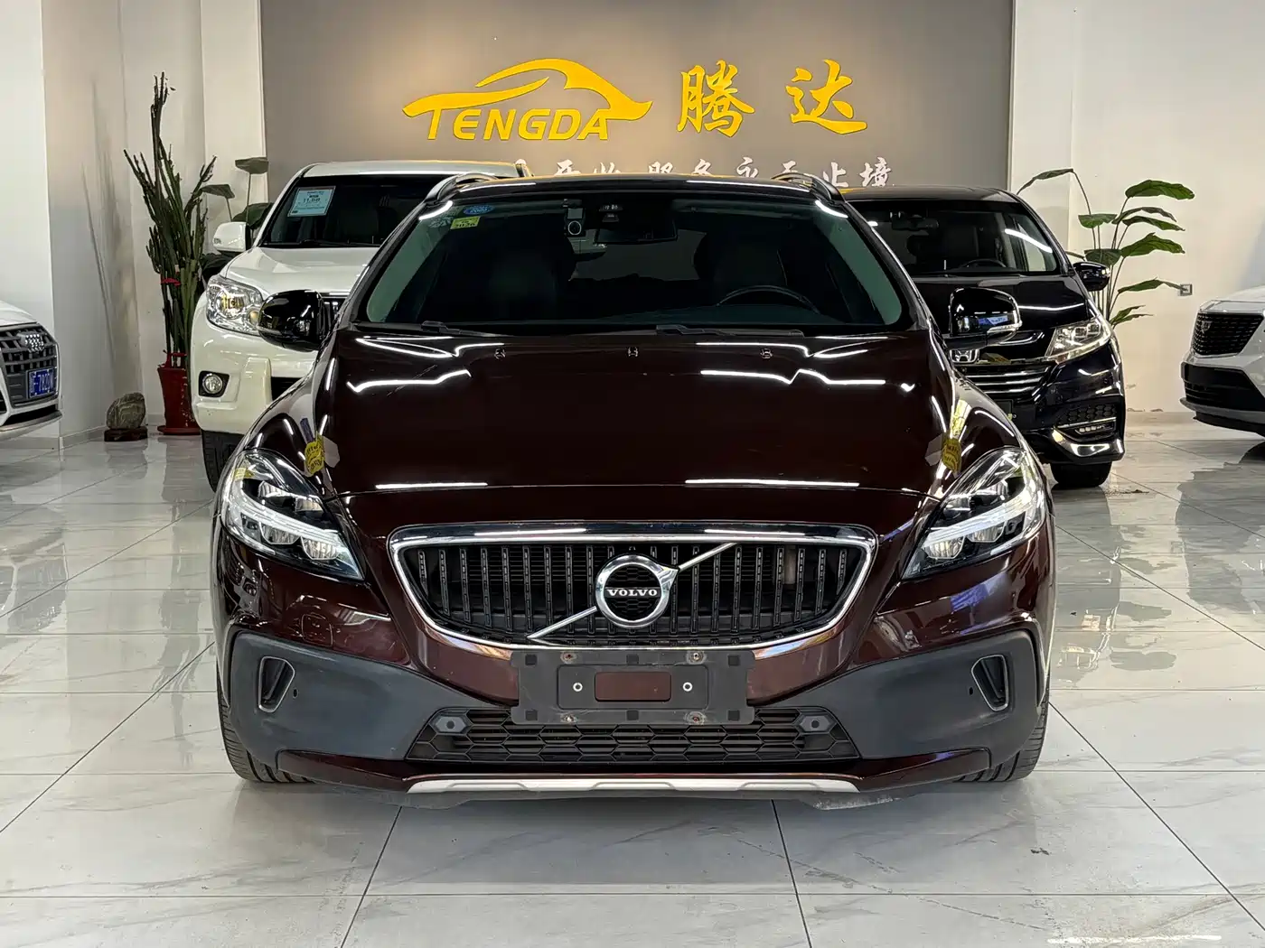 Volvo V40 2018 2017 Cross Country T5 AWD Inscription