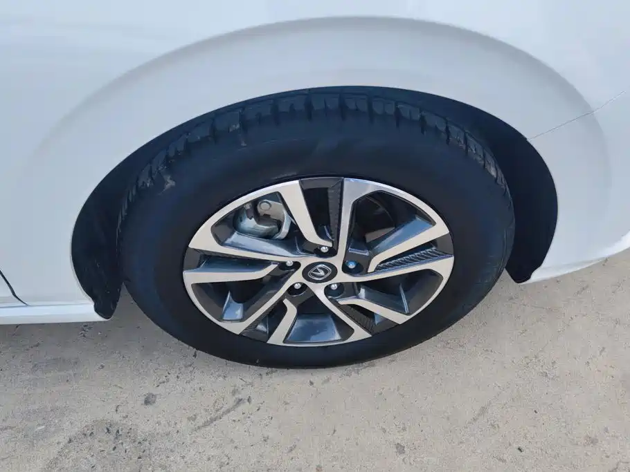 Changan Eado 2018 2018 1.6L GDI Manual Premium