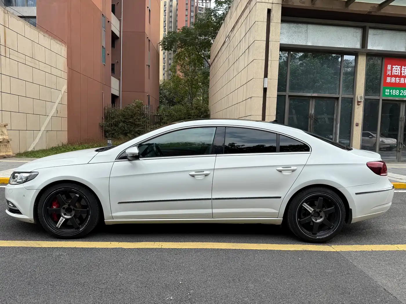 Volkswagen FAW-Volkswagen CC 2015 2.0TSI Luxury фото 5