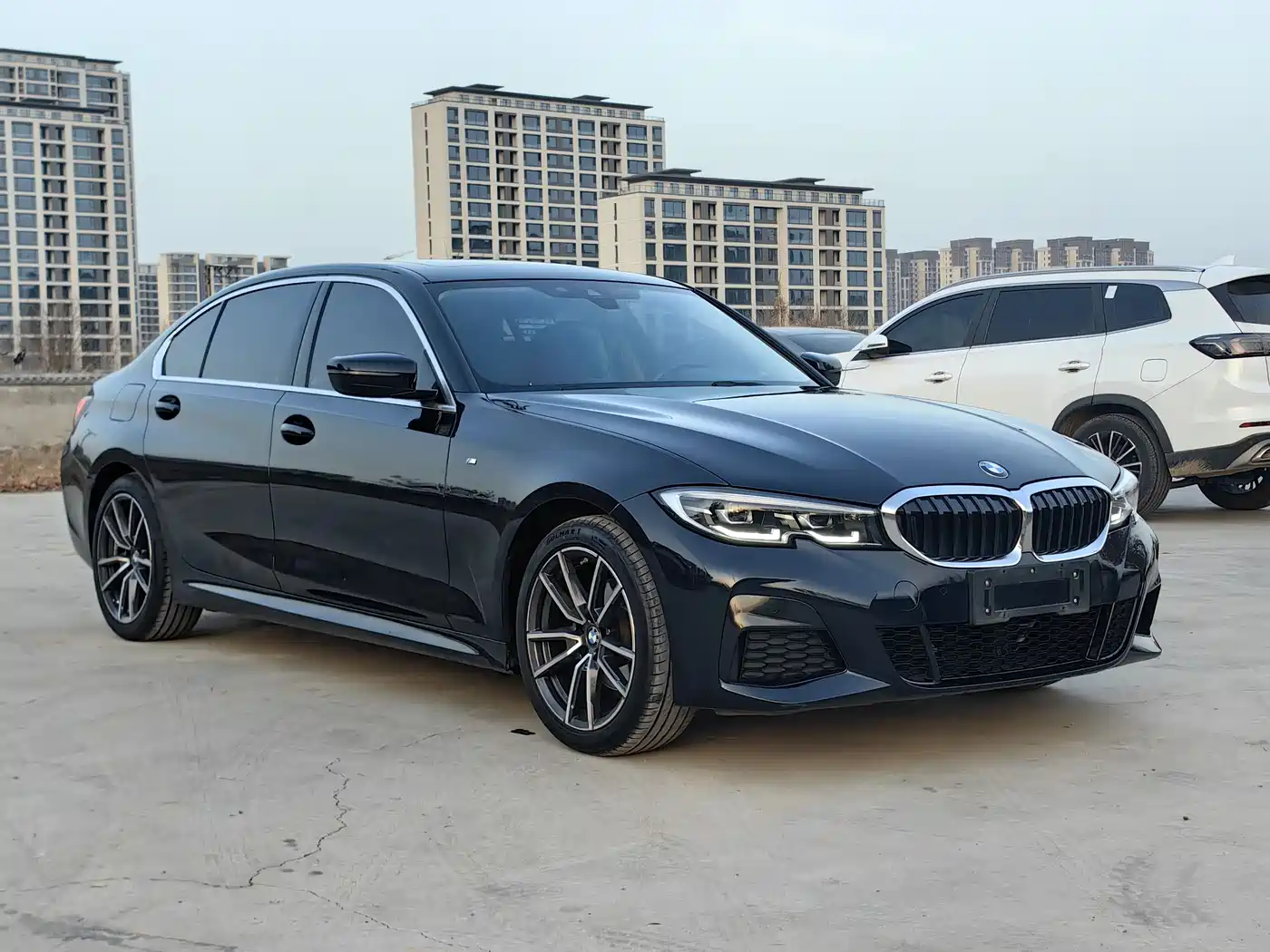 BMW 3 Series 2022 325Li M Sport Package фото 3