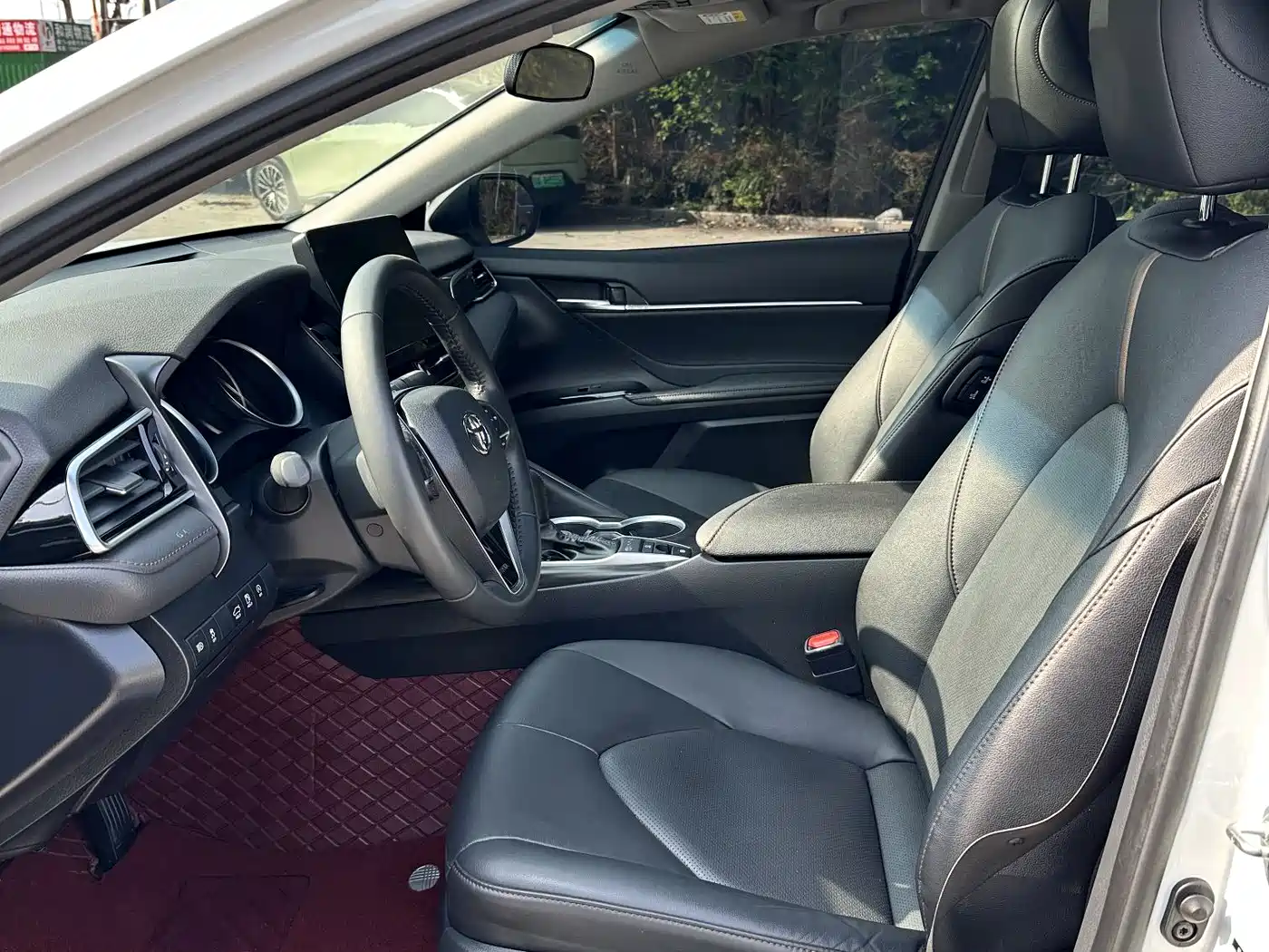 TOYOTA CAMRY