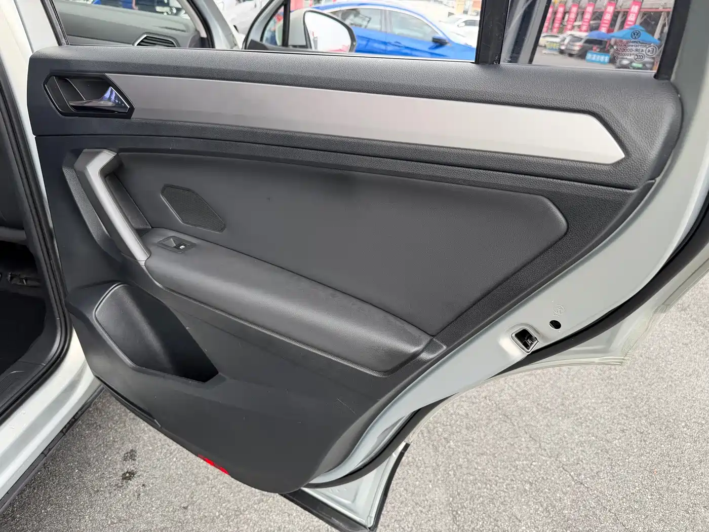 Volkswagen Tiguan L 2019 330TSI Automatic 2WD Trend Edition China VI фото 18