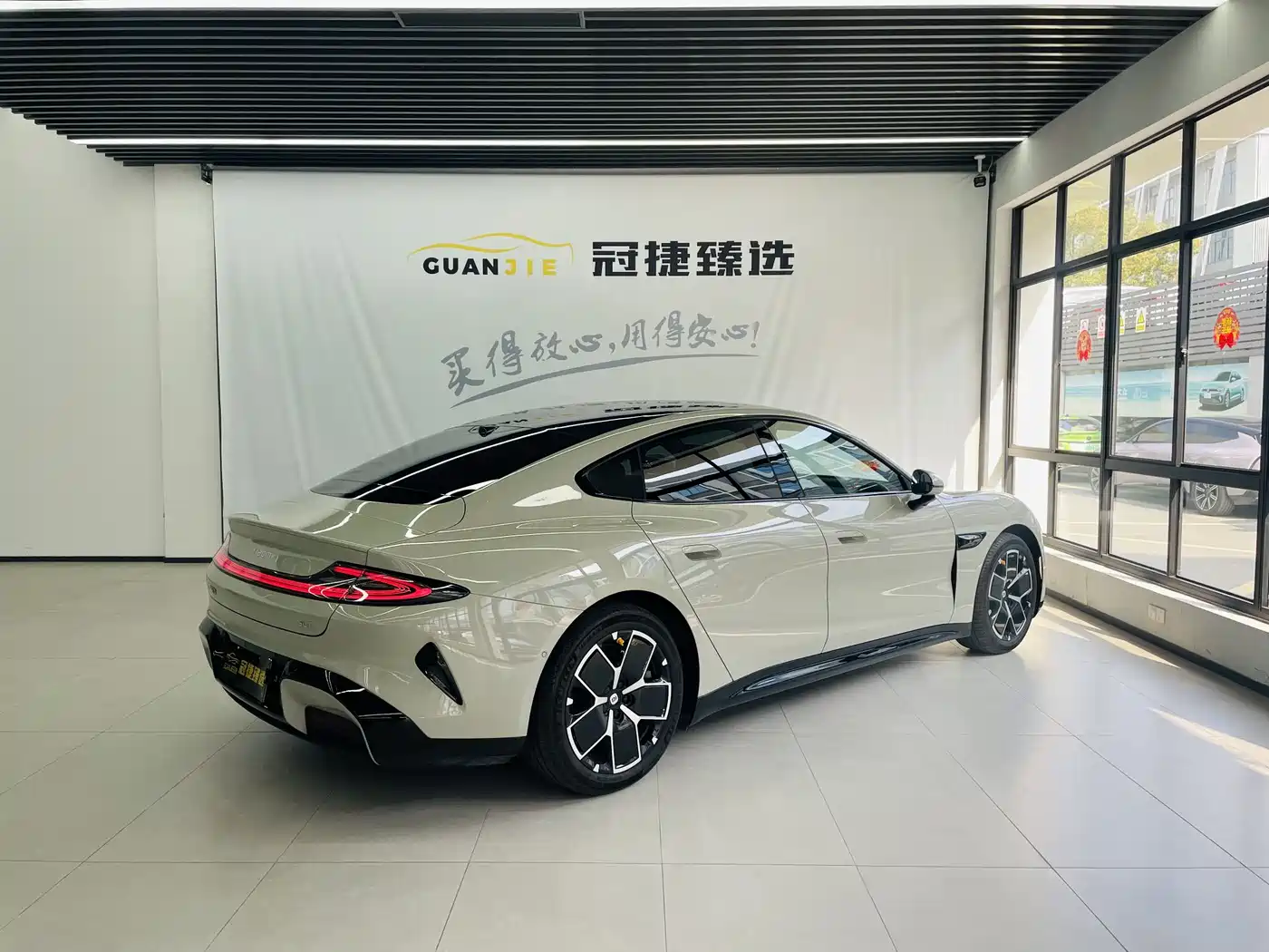 XIAOMI CAR XIAOMI SU7