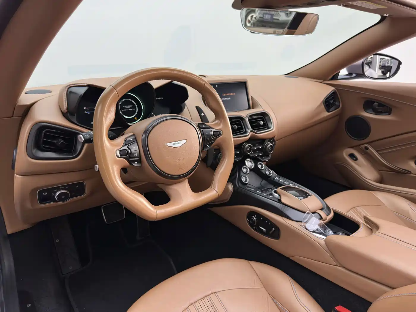 Aston Martin V8 Vantage 2021 2020 4.0T V8 Roadster