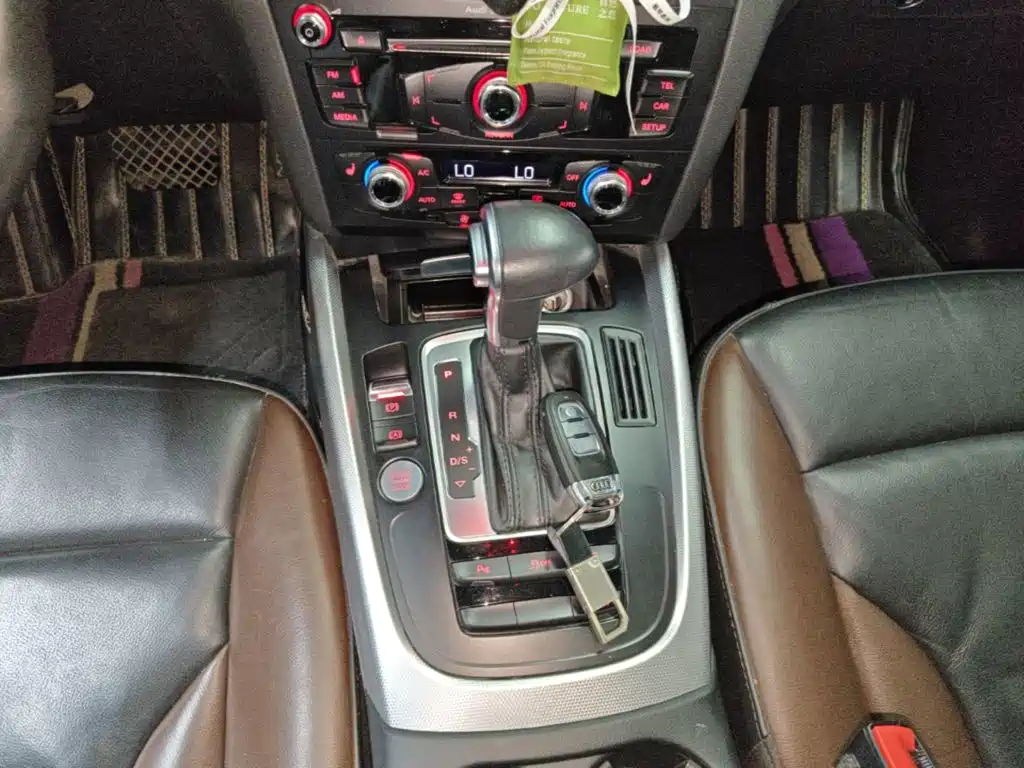 Audi Q5 2018 2018 Collector's Edition 40 TFSI Technology