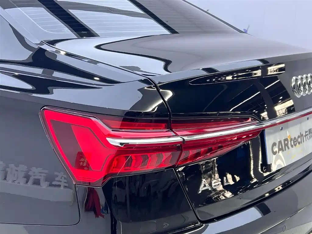 Audi A6L 2025 45 TFSI quattro Premium Sport фото 10