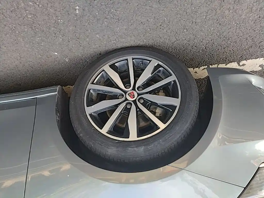 Roewe i6 2019 2018 20T Automatic Flagship Edition
