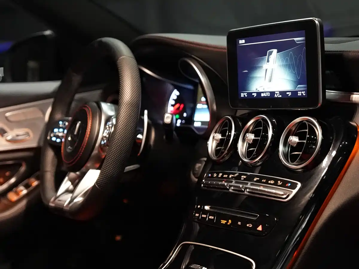 Mercedes-Benz C-Class AMG 2015 AMG C 63 фото 7