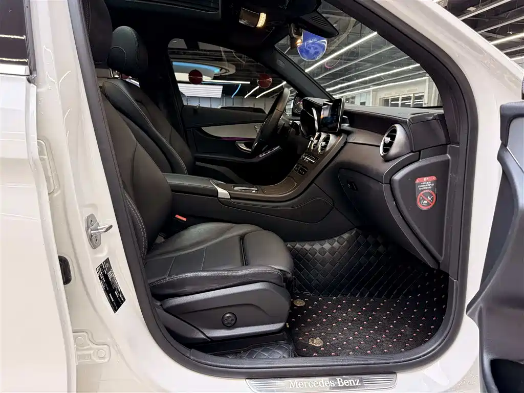 Mercedes-Benz GLC 2020 GLC 260 L 4MATIC Dynamic фото 15