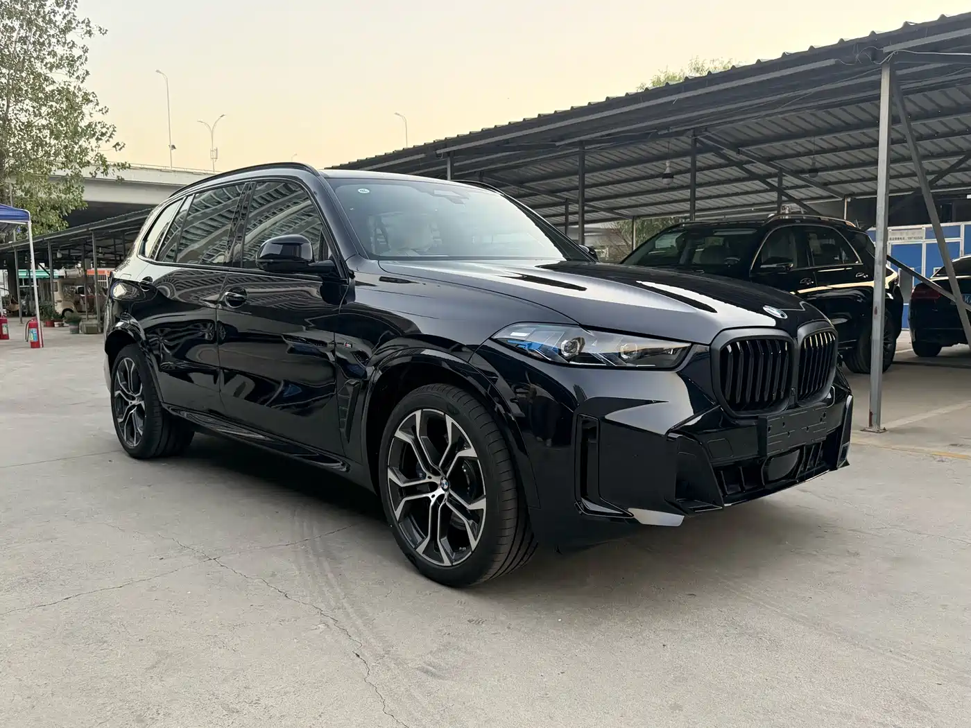BMW X5 2026 2026 xDrive 40Li M Sport Night Edition Package