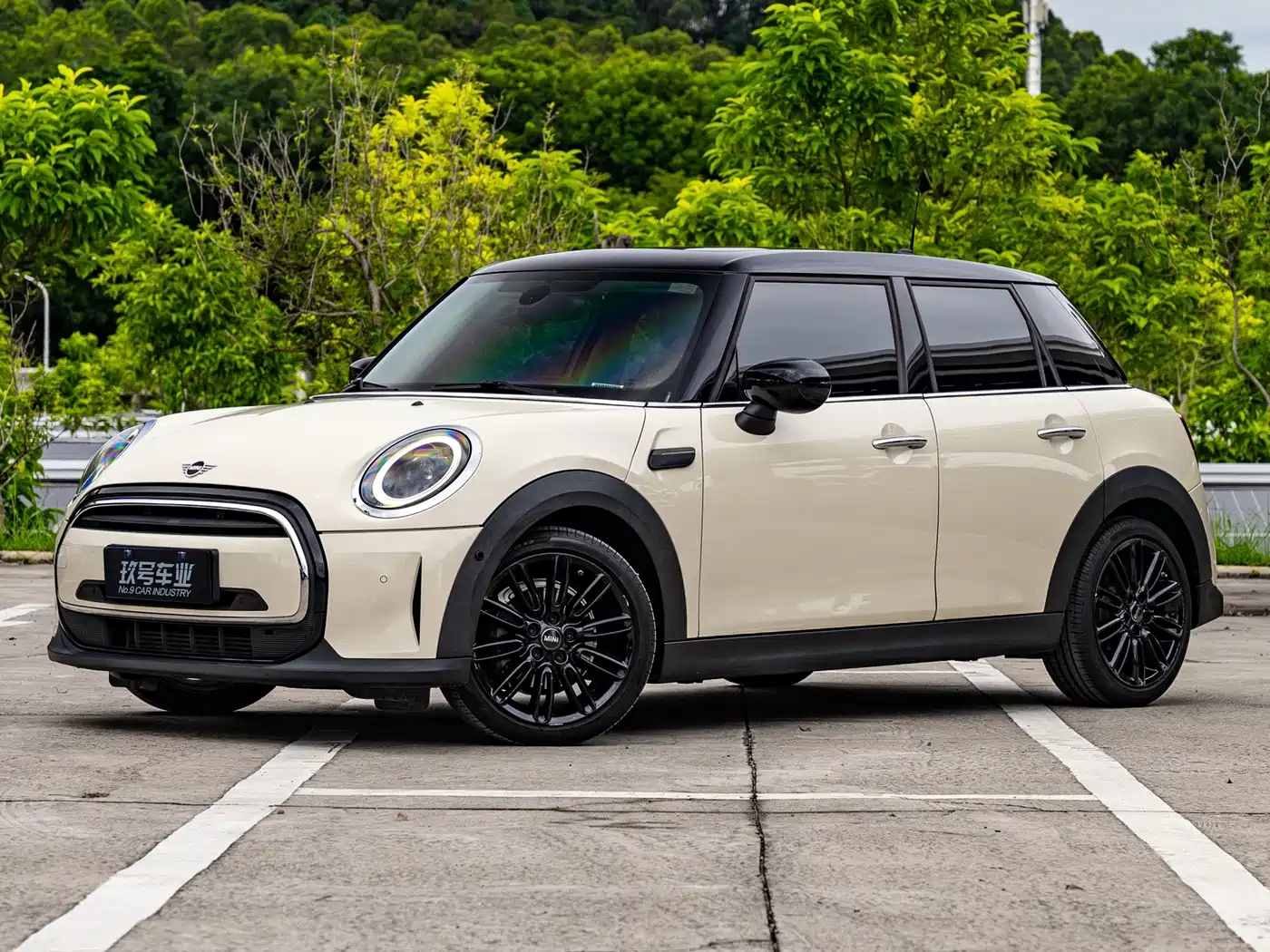 MINI 2022 Facelift 1.5T COOPER Classic 5-Door