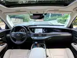 Фото 8 - Lexus LS