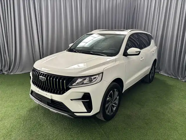 Geely Emgrand X6 2022