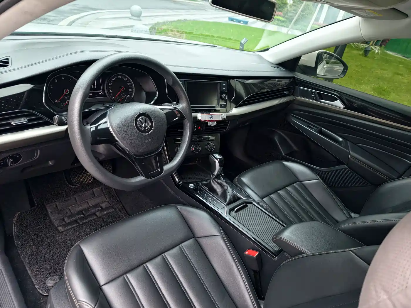 Volkswagen Passat 2019 Model 280TSI Business Edition China VI фото 10
